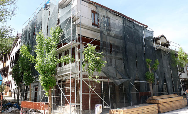 Tarihi Afyonkarahisar evleri restore ediliyor