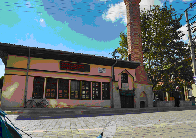 Restorasyonu tamamlanan Alaca Camii tekrar ibadete açıldı