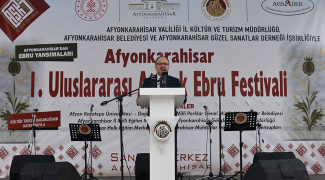 Afyonkarahisar 1. Uluslararası Atabek Ebru Festivali, Zafer meydanında açıldı