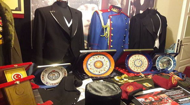Atatürk Kıyafetleri Sergisi Afyon’a geliyor…